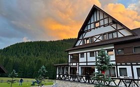 Chalet Alpina